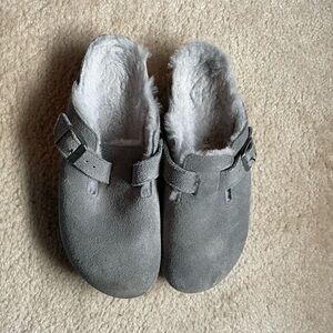 Birkenstock Boston shearling clogs- women’s 40
